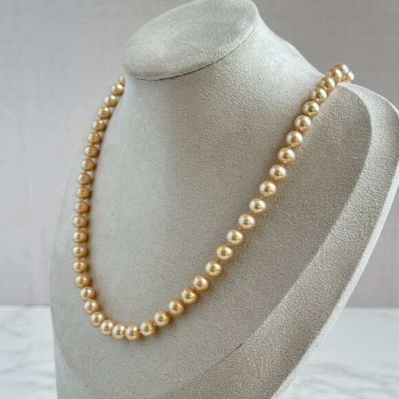 Vintage Marvella Faux Pearl Necklace, Bridal Jewelry, Classic Strand Matinee - Picture 8 of 8